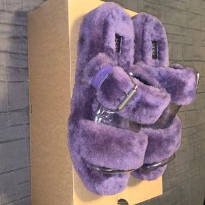 Brand New Woman’s Ugg Fuzz Yeah (Violet bloom)